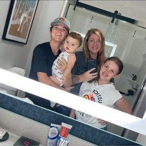 Meet your Posher, Chadstity